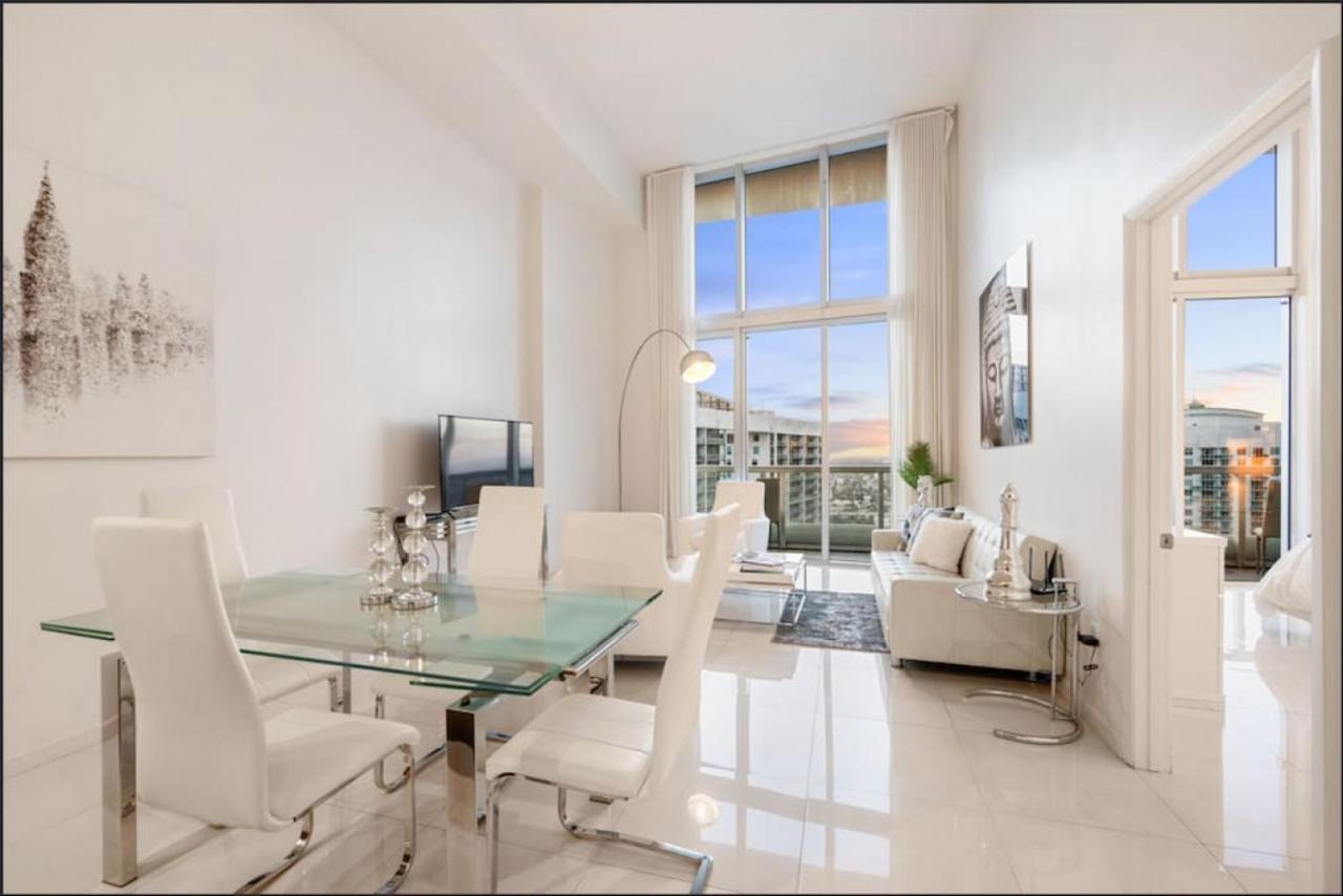 Beautiful One Bedroom Condo 16Ft Ceilings At The W Miami Luaran gambar